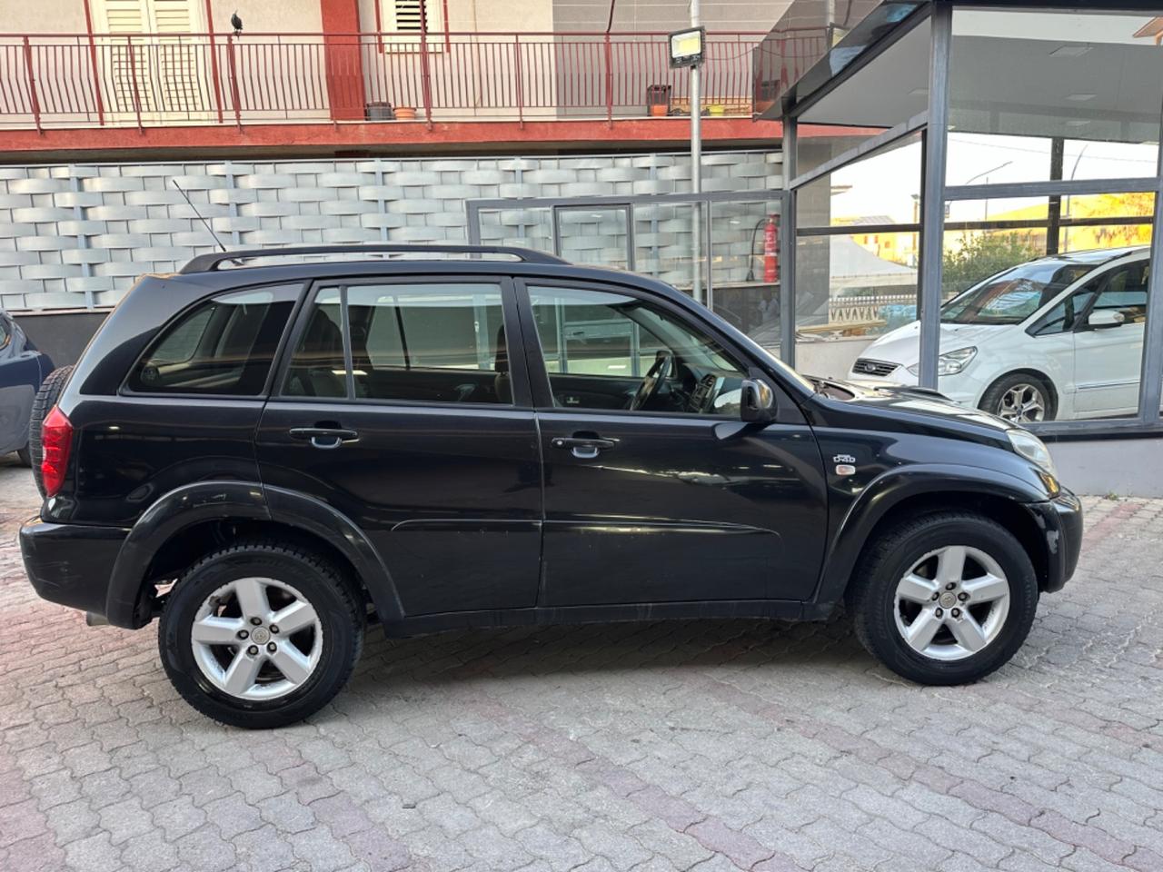 Toyota Rav 4 D4D 115 CV Gancio traino 5P 2004