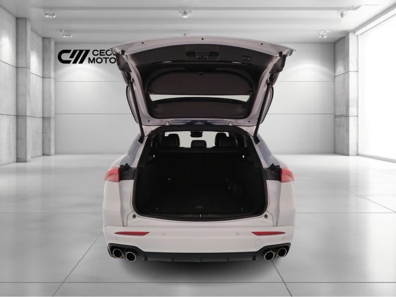 Maserati Grecale 2.0 MHEV GT AWD Auto