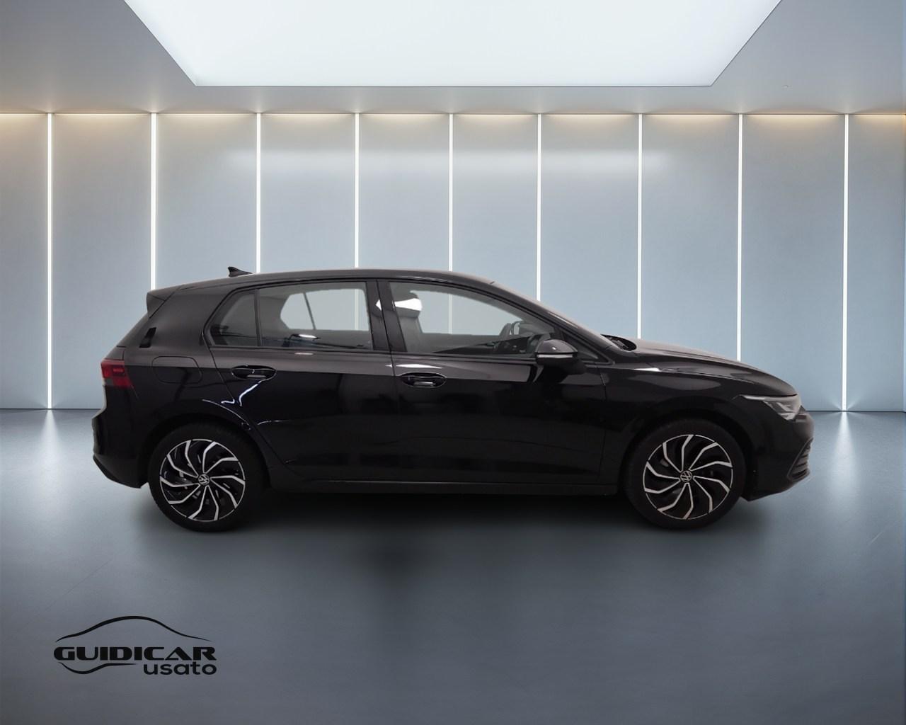 VOLKSWAGEN Golf VIII 2020 - Golf 1.0 etsi evo Life 110cv dsg