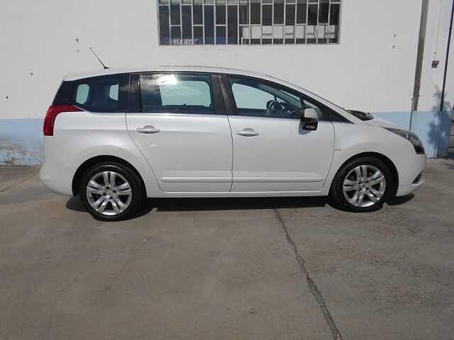 Peugeot 5008 2.0 HDi 163CV aut. Active