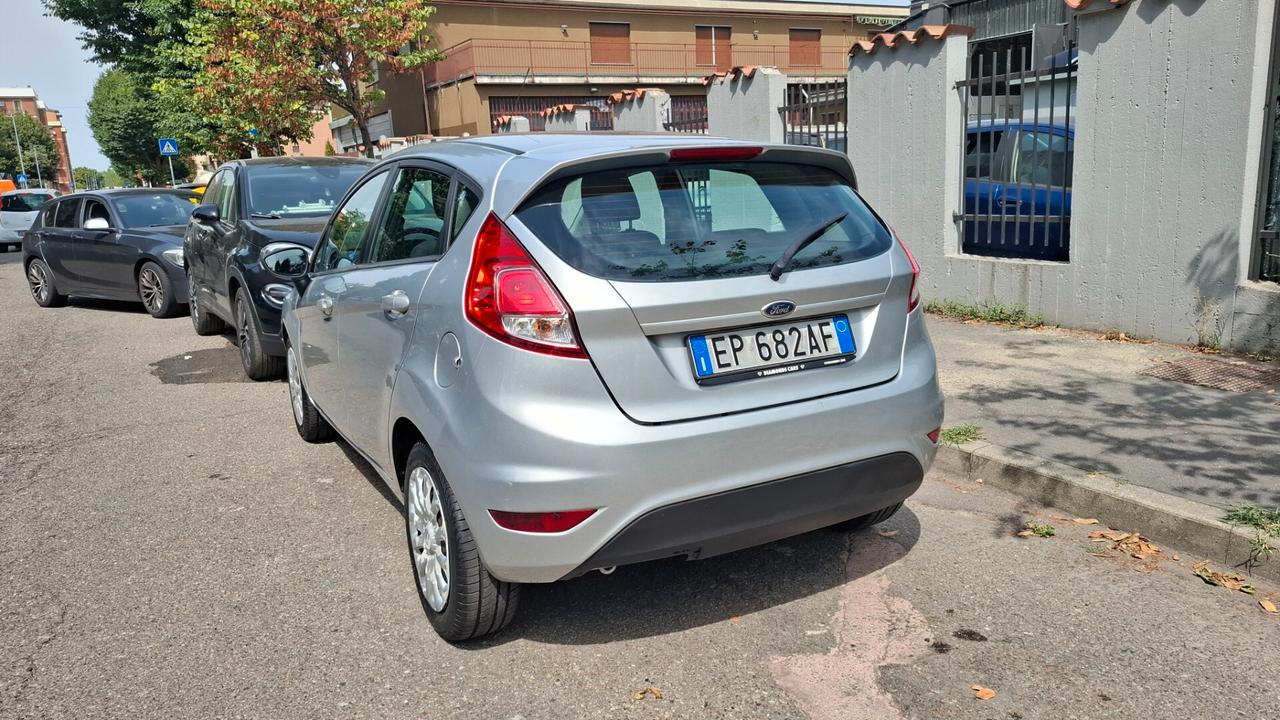 Ford Fiesta benzina gpl