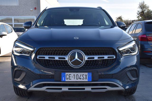 MERCEDES-BENZ GLA 200 d Automatic Business Extra