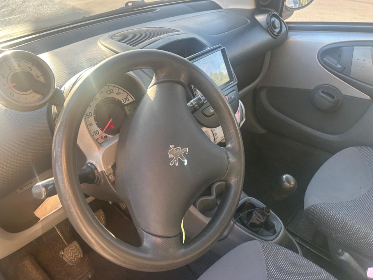 Peugeot 107 1.4 HDi 5p. Sweet Years