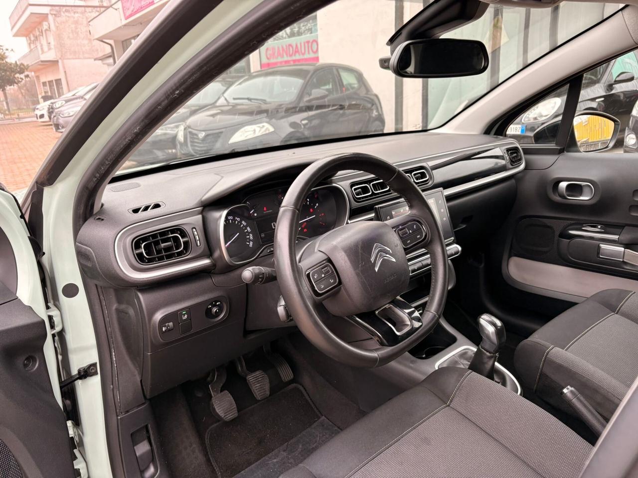 Citroen C3 PureTech 82 Shine