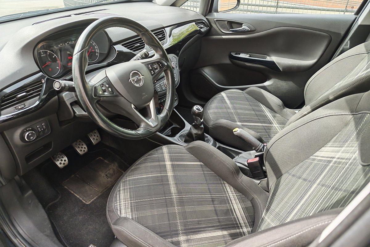 OPEL Corsa 1.2 5 porte b-Color