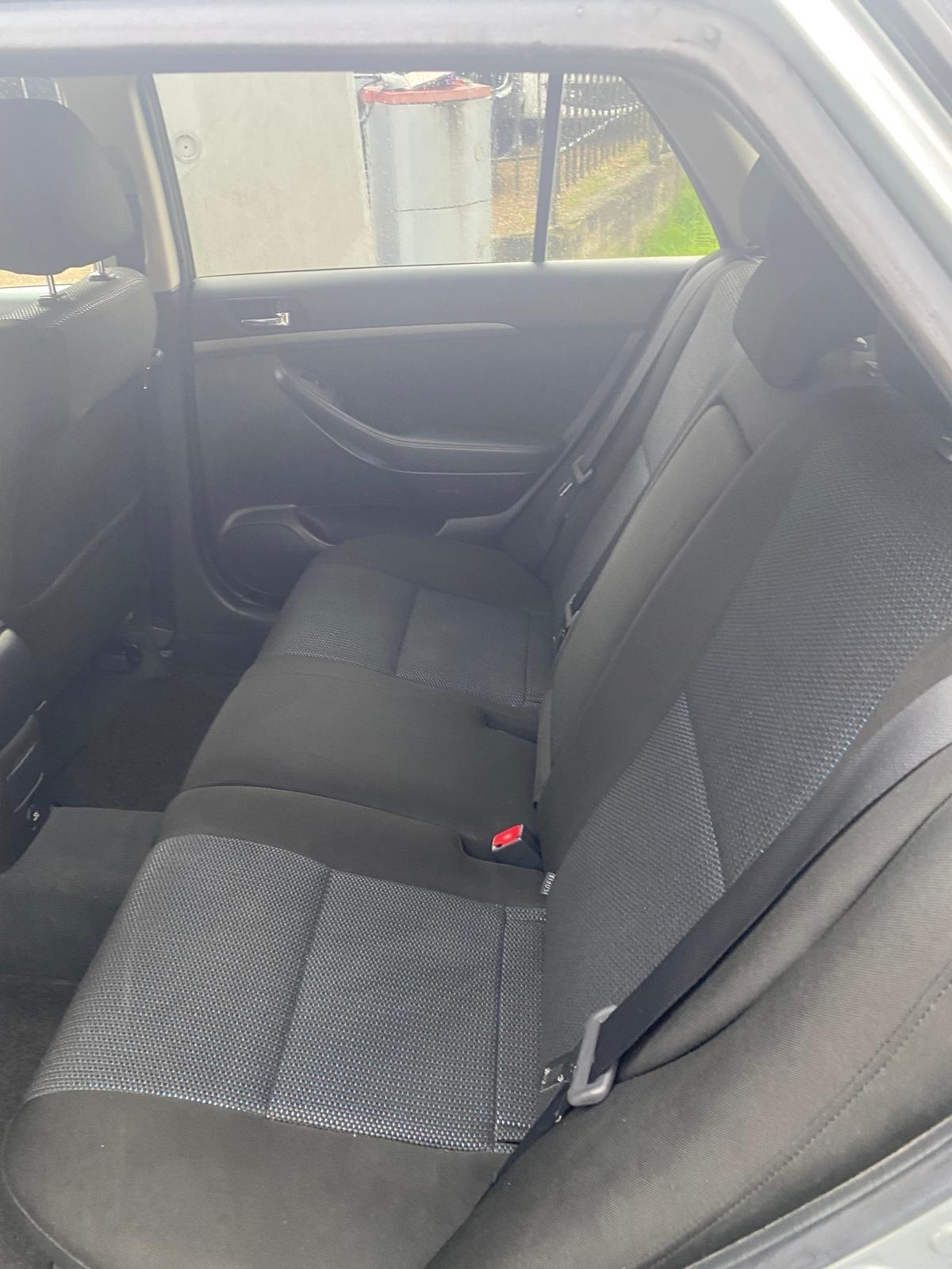 Toyota Avensis 2.0 D-4D Wagon Sol