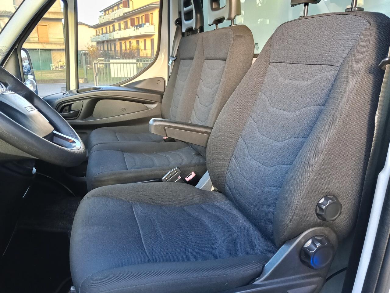 Iveco Daily 35c14 Carroattrezzi