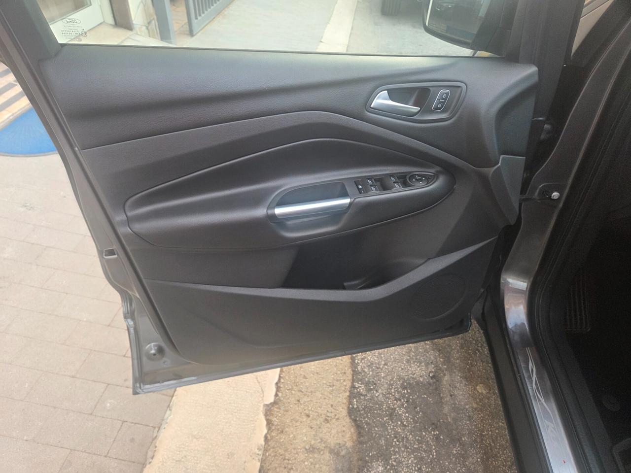 FORD KUGA TITANIUM NAVIG TELECAMERA KM CERTIF