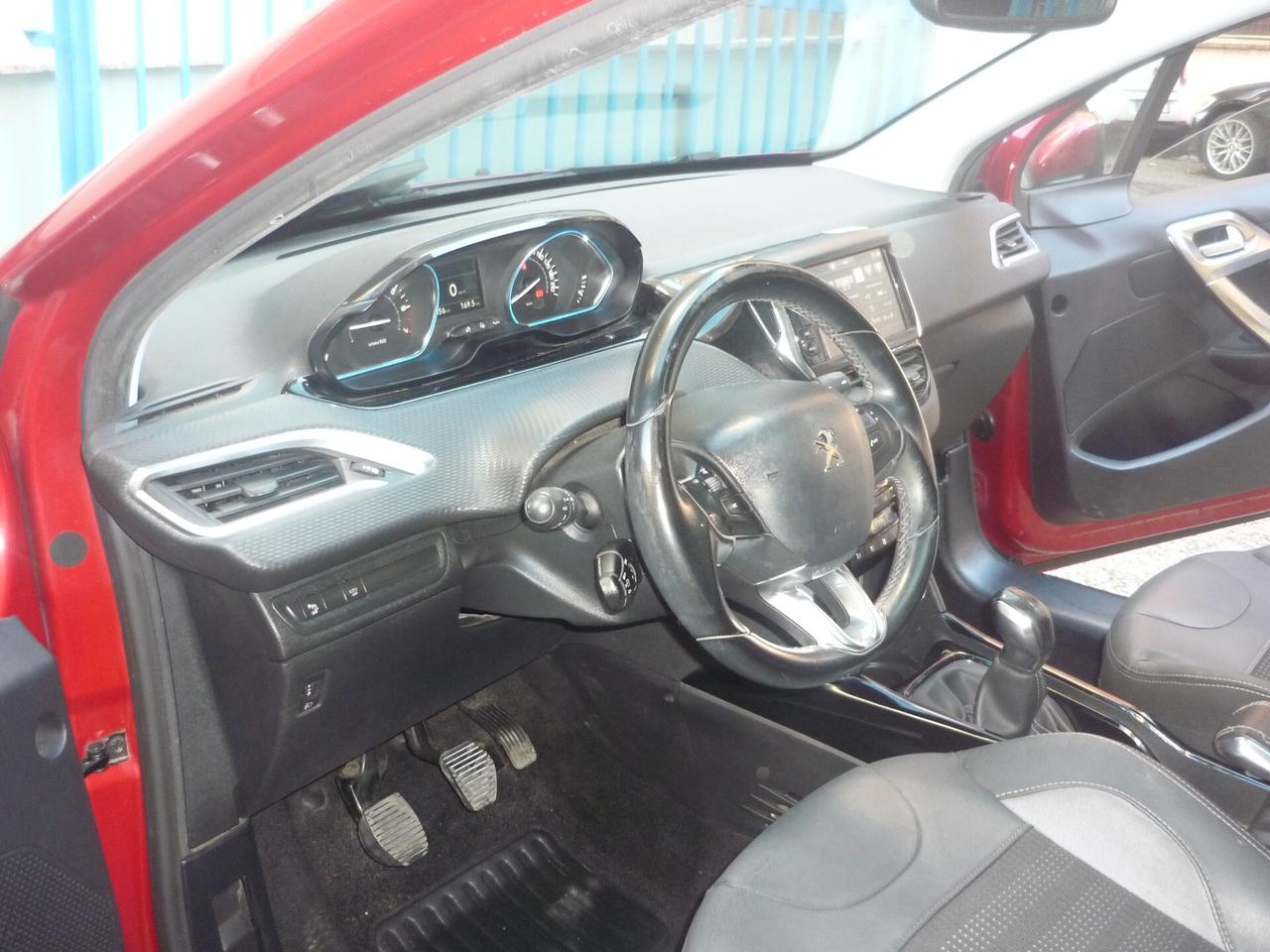 Peugeot 2008 PureTech 82 Allure