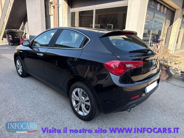 ALFA ROMEO Giulietta 1.6 JTDm-2 105 CV Distinctive