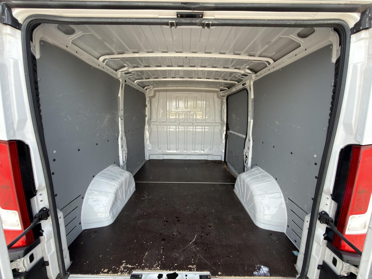 FIAT Ducato (4ª serie) Ducato 30 2.2 Mjt 120CV PC-TN Furgone