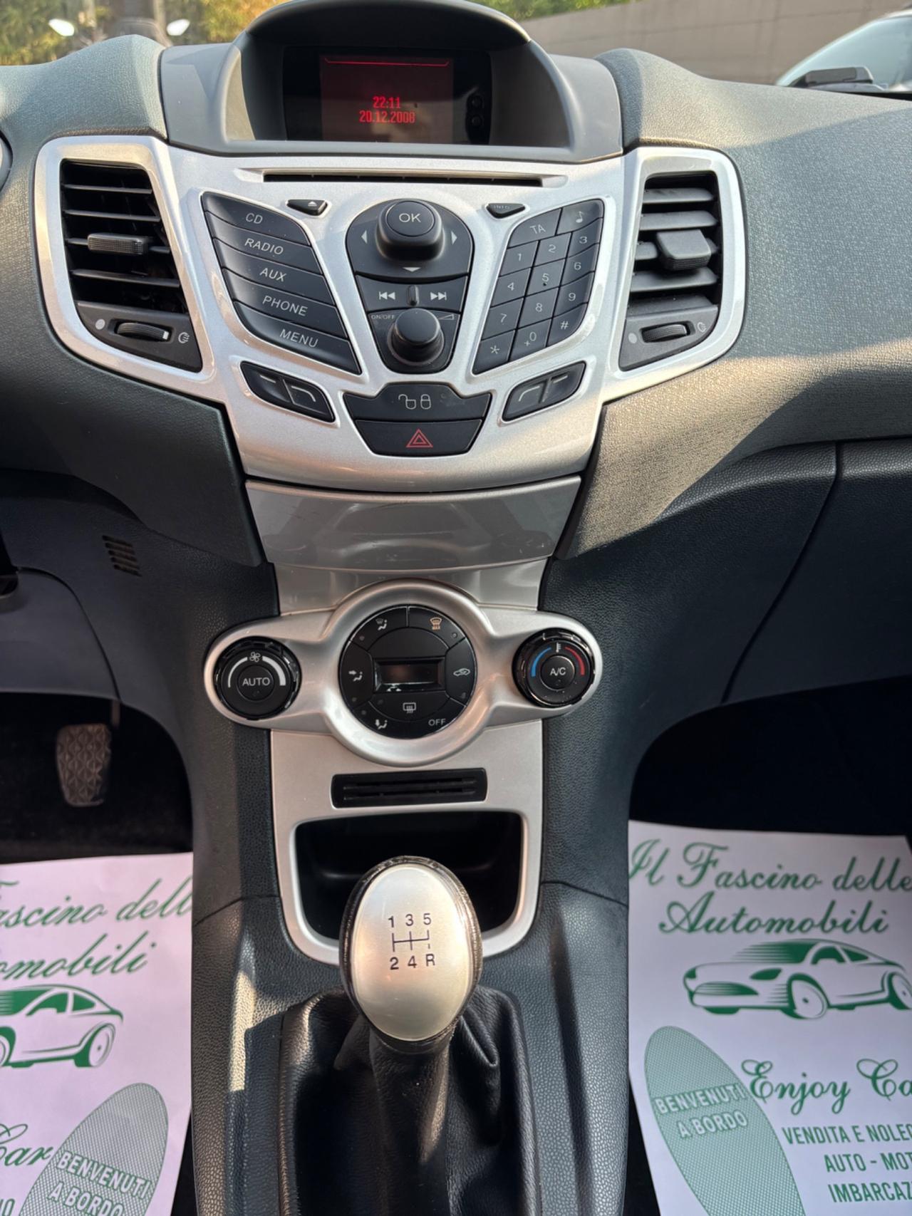 Ford Fiesta 1.4 TDCi 68CV 3 porte Titanium