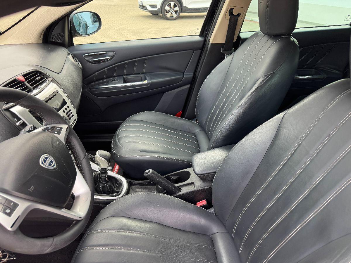 LANCIA Delta 1.6 MJT Platino