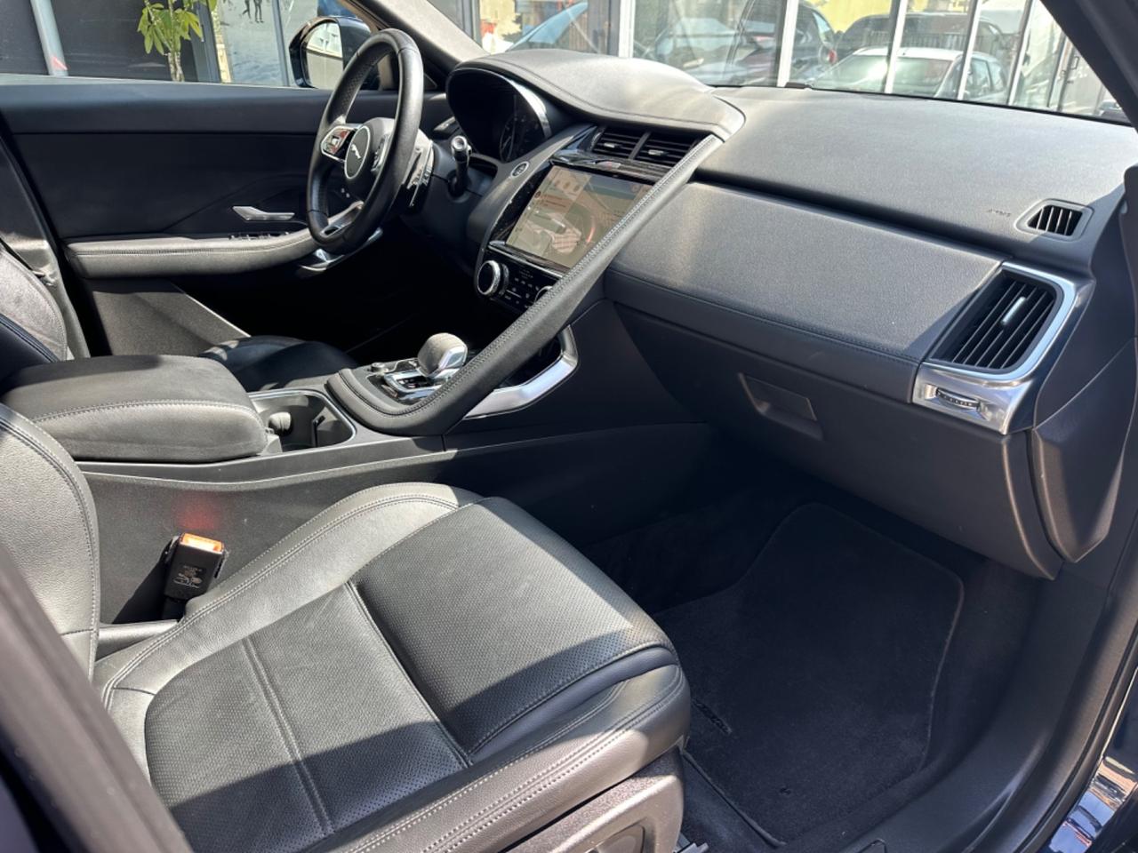 Jaguar E-Pace 2.0D 163 MYLD HYBRID CV R-Dynamic 2022