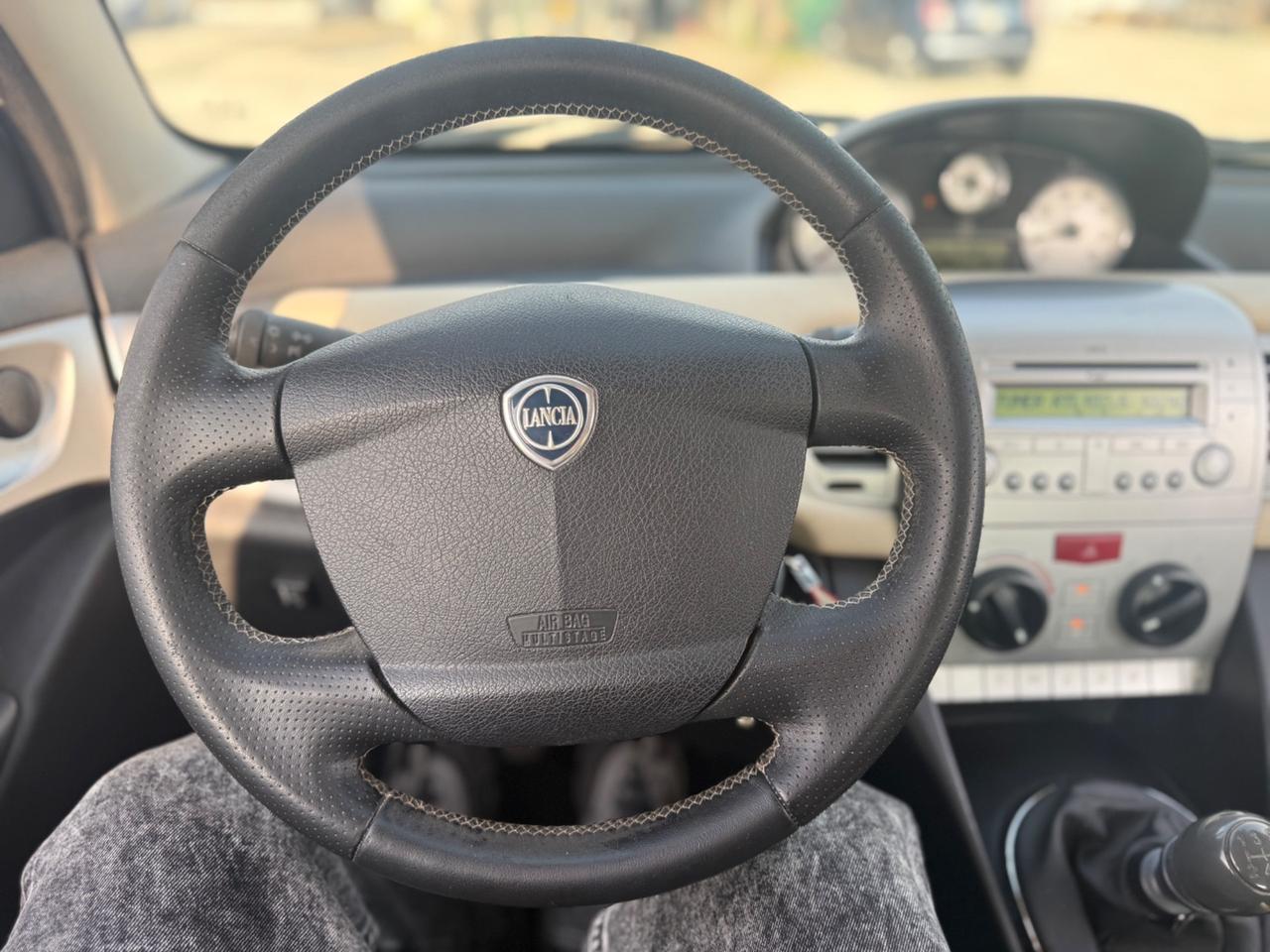 Lancia Ypsilon Ecochic 1.4 benzina GPL Neopatentati