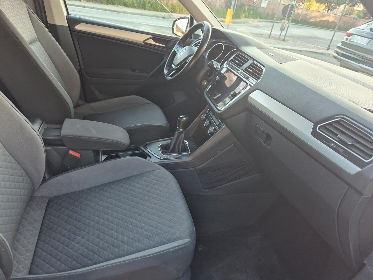 Volkswagen Tiguan 1.6 TDI SCR Sport BlueMotion Technology