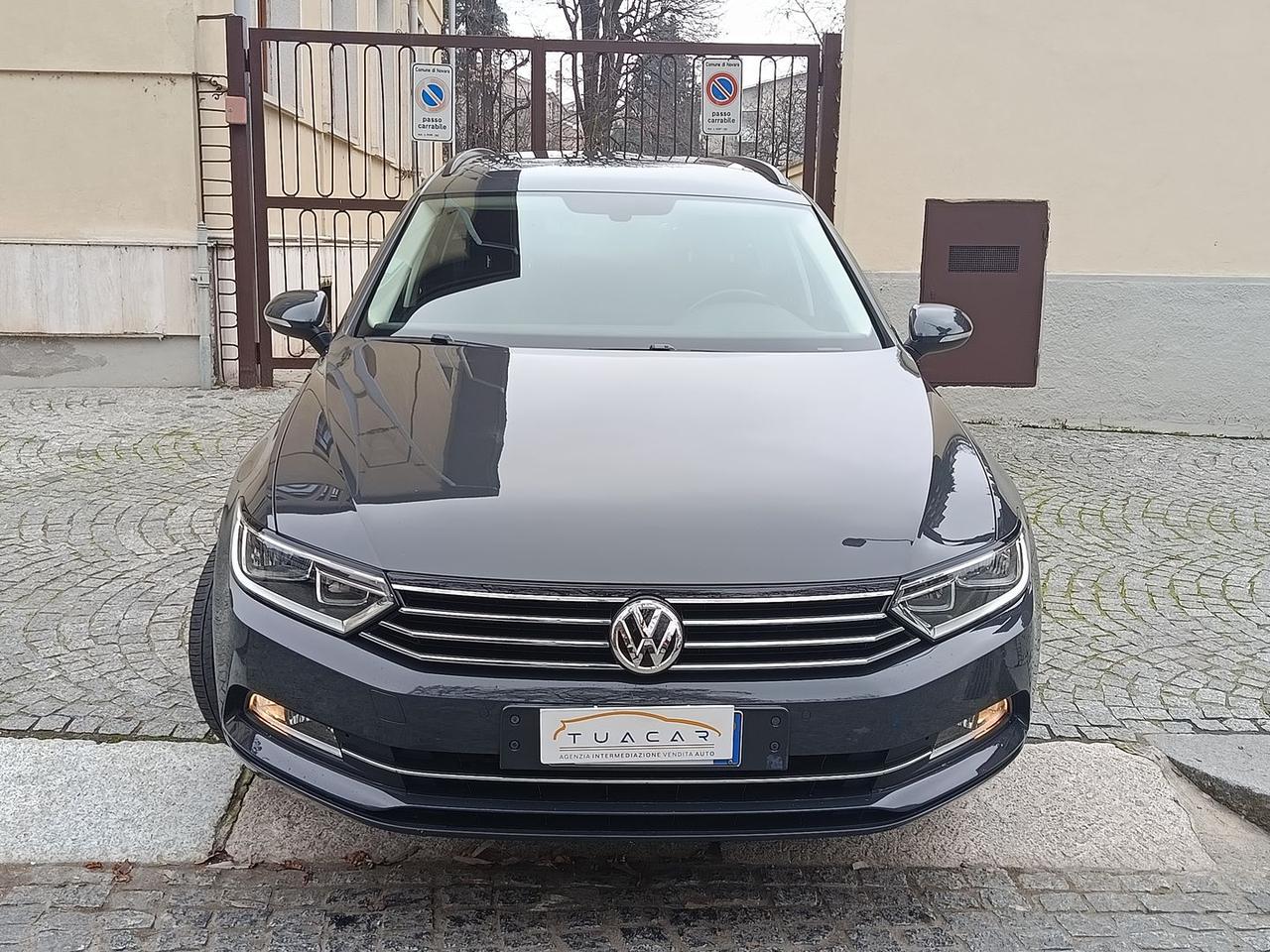 Volkswagen Passat Business 2.0 TDI #9251