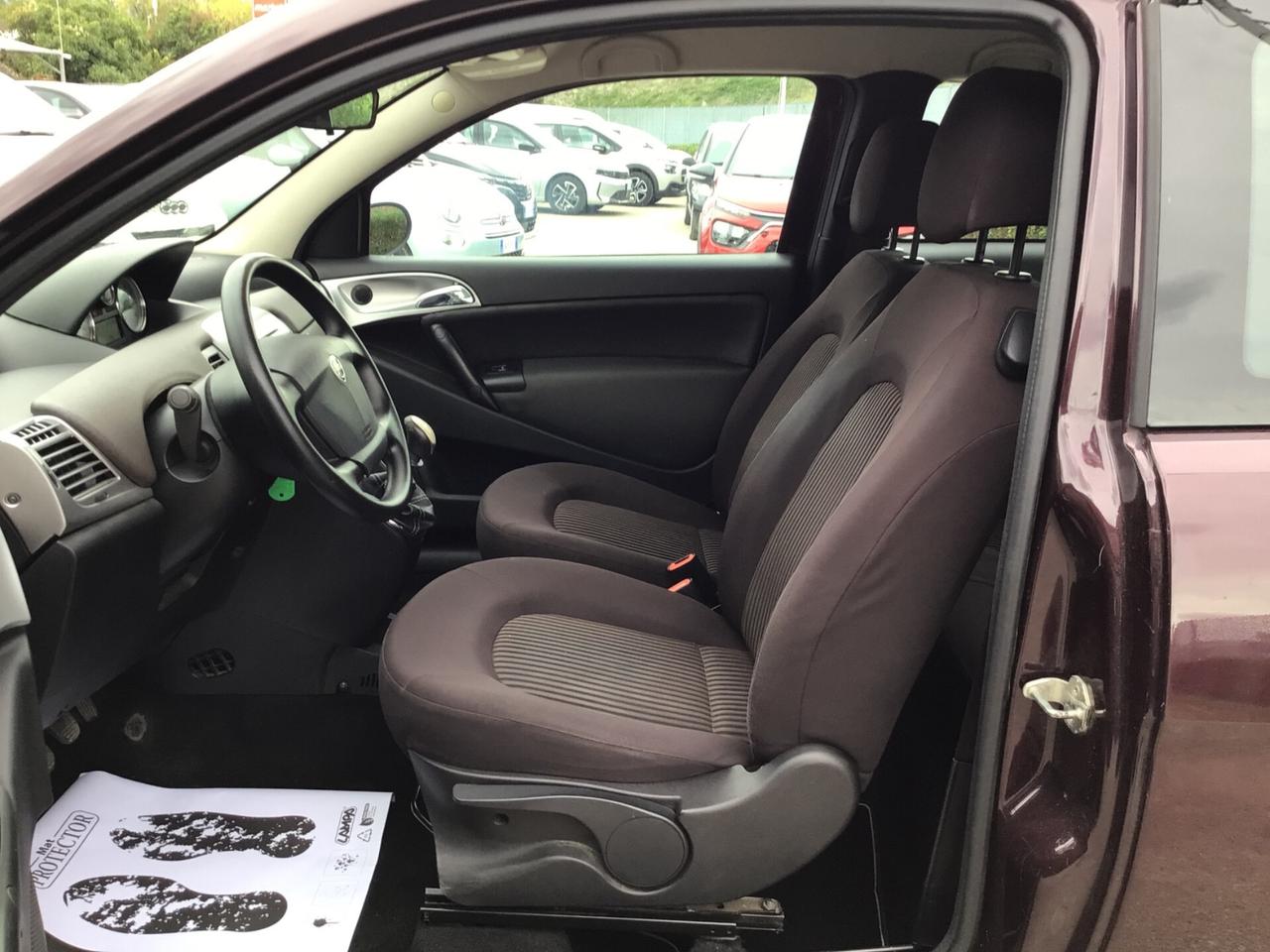 Lancia Ypsilon 1.2 Oro 60 Cv