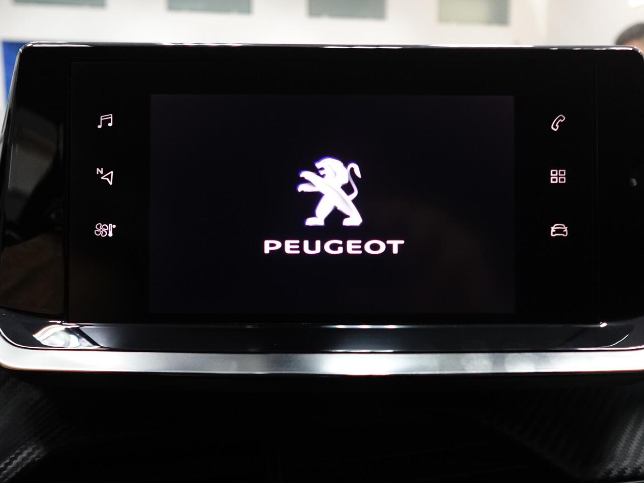 Peugeot 2008 1.2 PureTECH 100 CV ALLURE