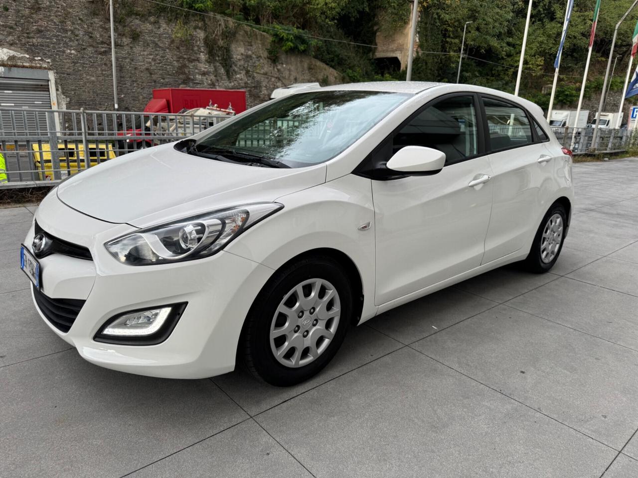HYUNDAI I30 1.4 CRDI KM 62 MILA !!!!