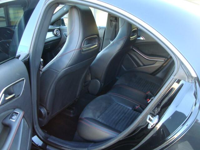 Mercedes-benz CLA 200 Premium Plus Benzina