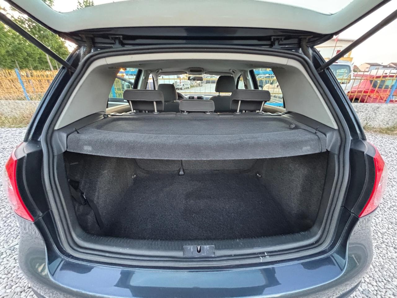 Volkswagen Golf 1.6 16V FSI 5p. Comfortline