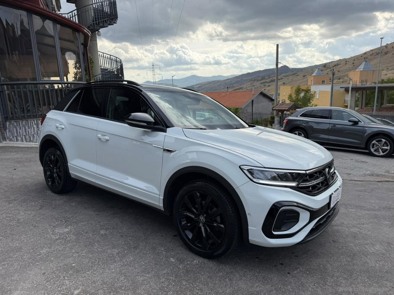 VOLKSWAGEN T-Roc 2.0 TDI SCR R-Line