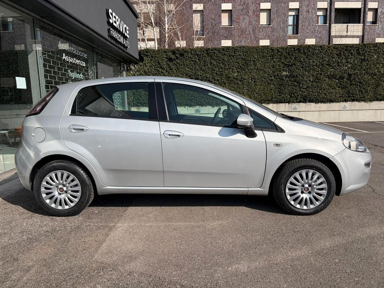 Fiat Punto 1.2 8V 5 porte Street