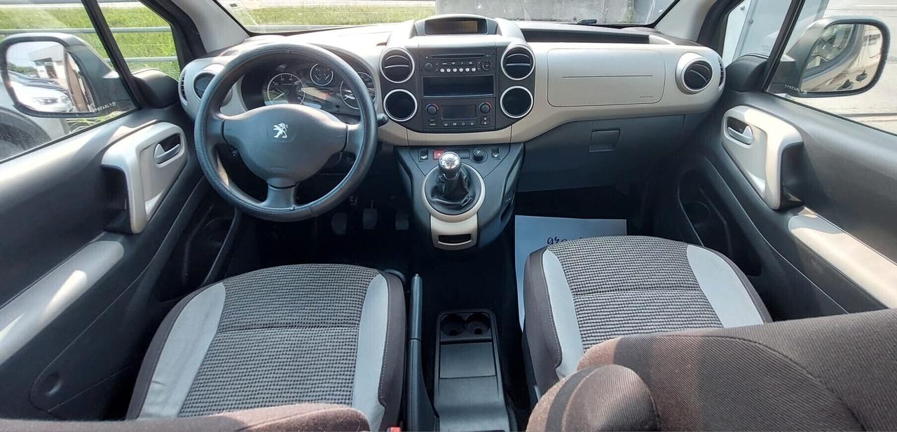 Peugeot Partner 1.6 Diesel 7 posti Neopatentati