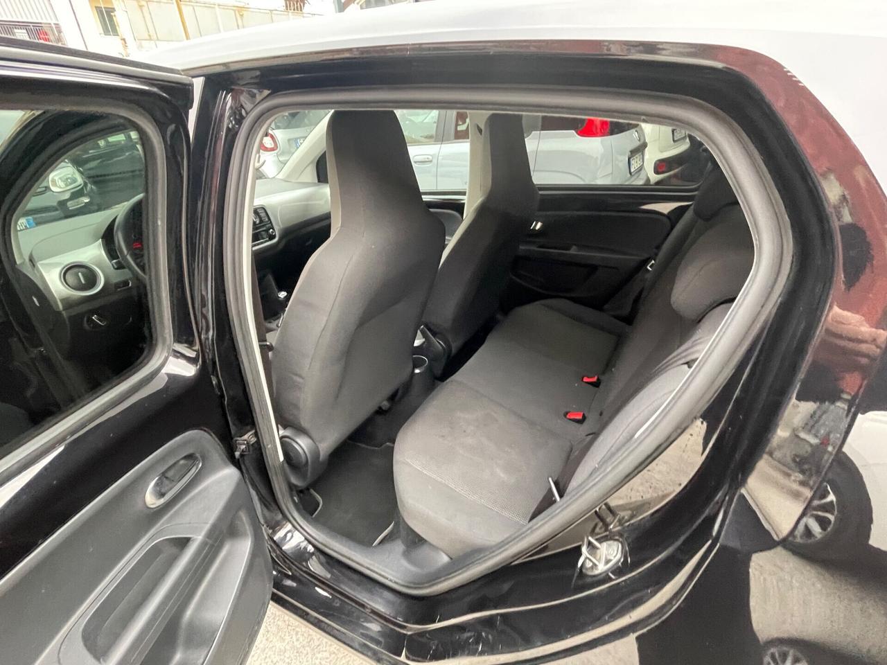 Volkswagen up! 1.0 75 CV 5p. high