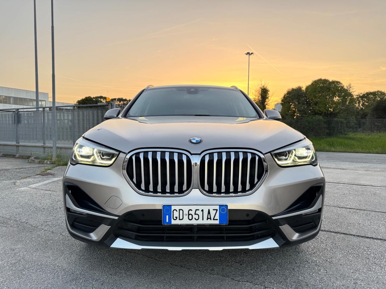 BMW X1 18d XDrive XLine - Tetto Led 18
