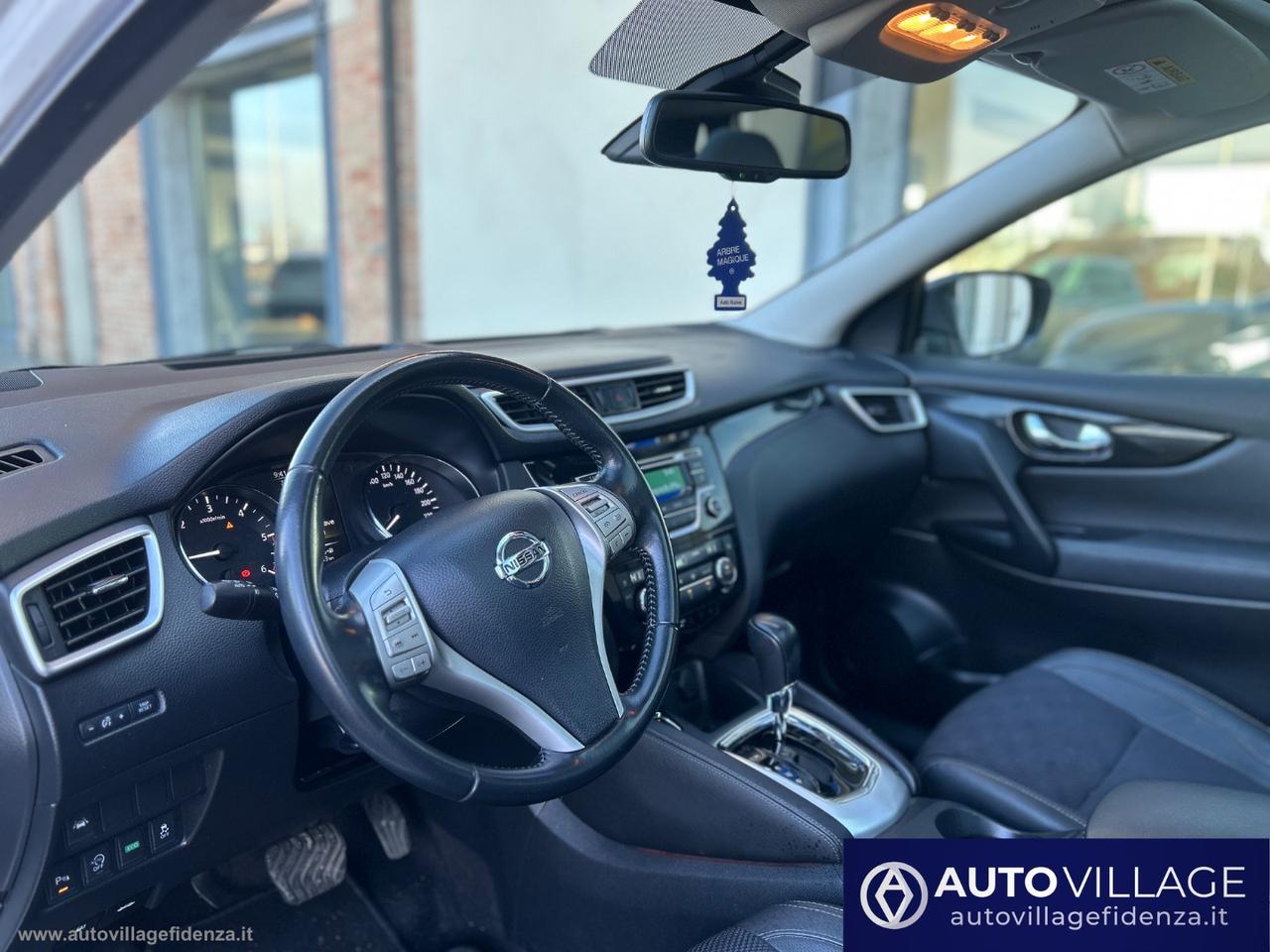 NISSAN Qashqai 1.6 dCi X-Tronic 2WD Black Edit.