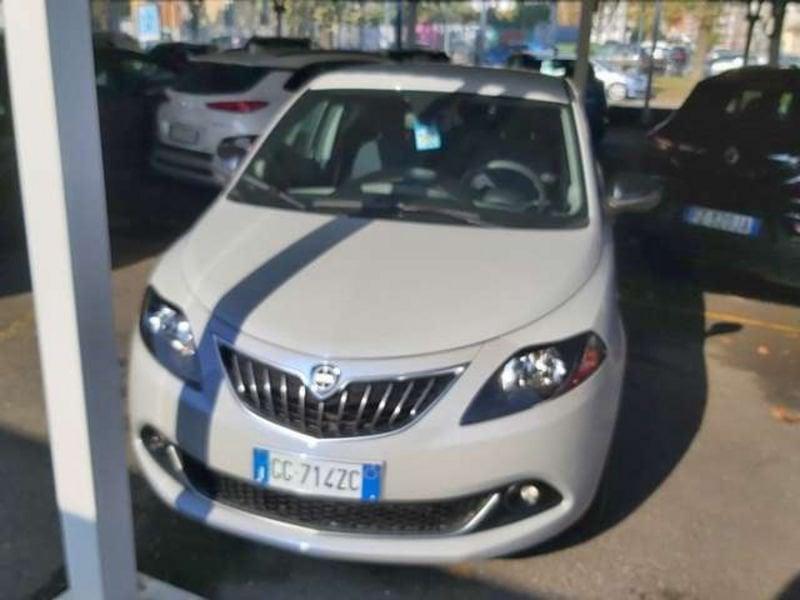 Lancia Ypsilon 1.0 FireFly Hybrid Gold