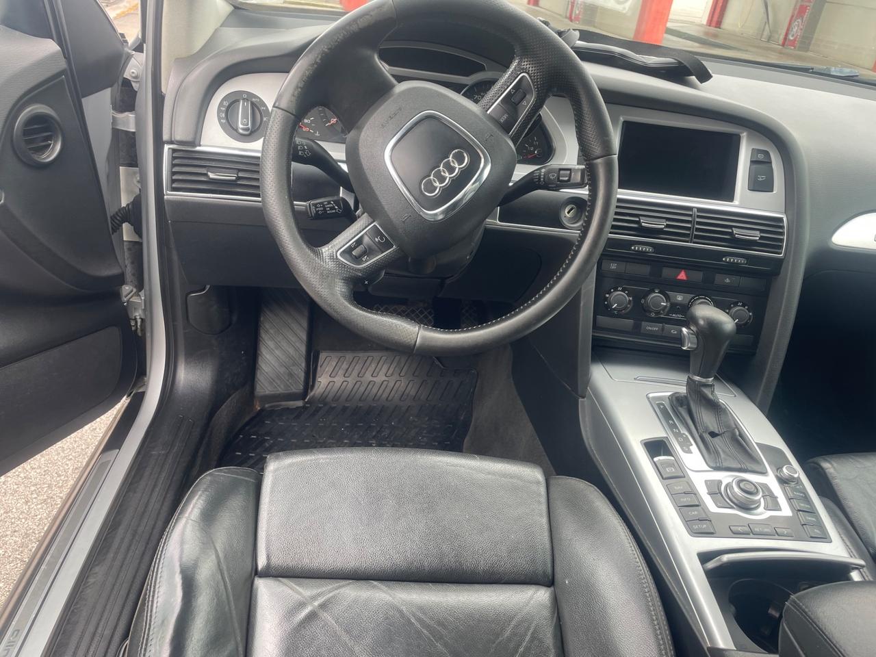 Audi a6 allroad 3.0 TDI 240 cv anno 2011 perfetto dí tutto