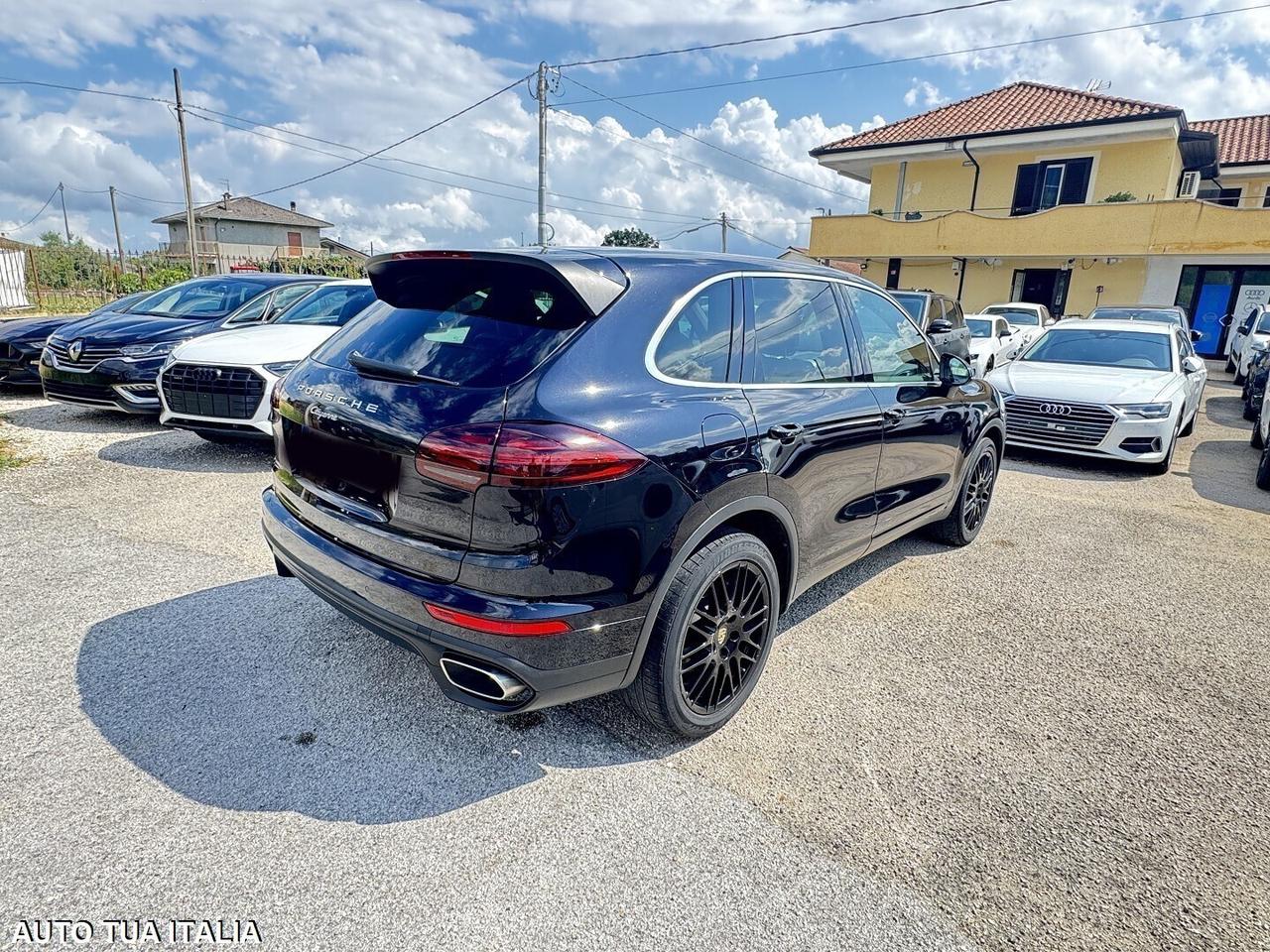 PORSCHE CAYENNE DIESEL NAVI PASM LED