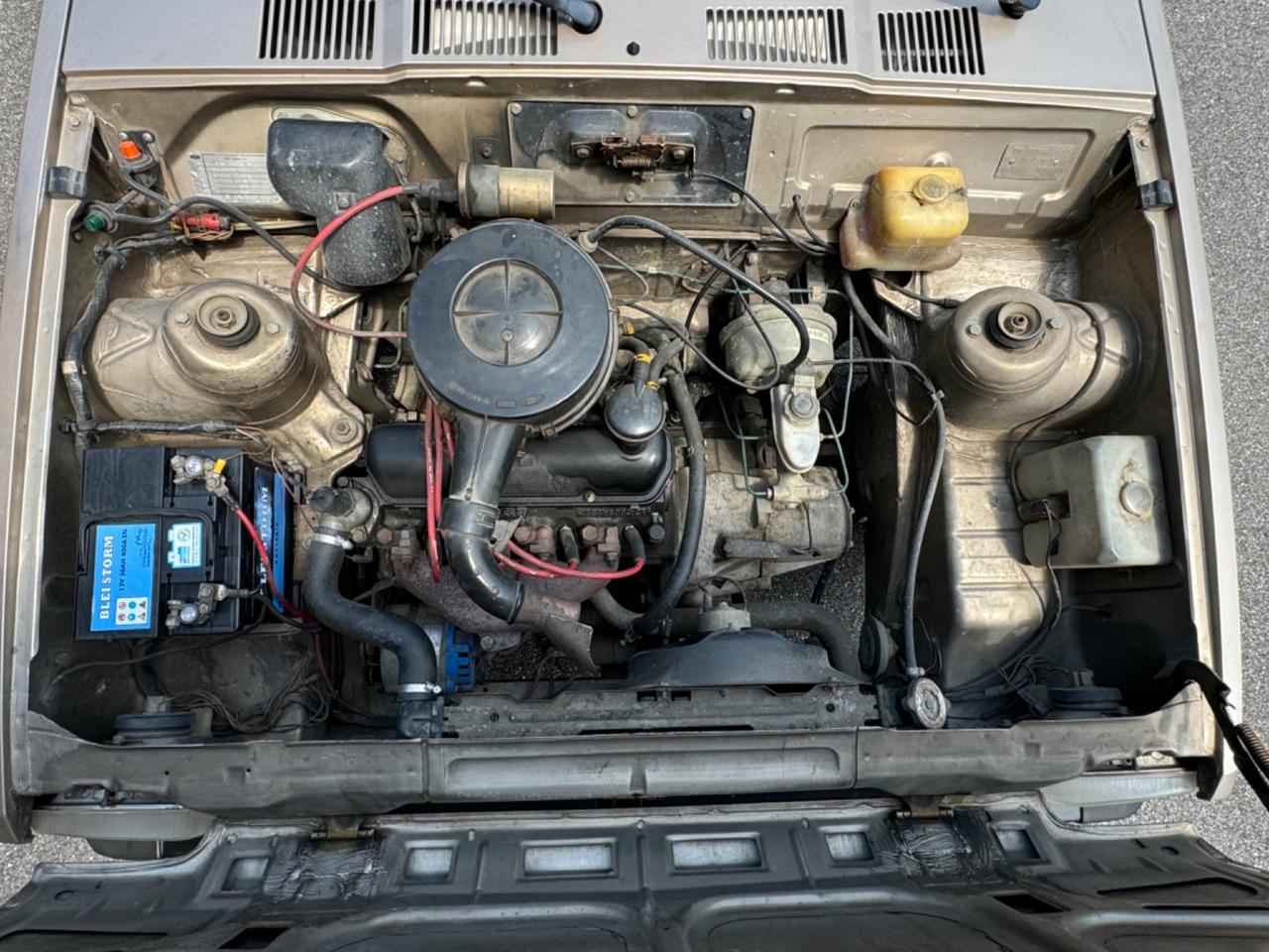 Ford Fiesta 900 Mk1 (1982) - ASI - Targhe Originali