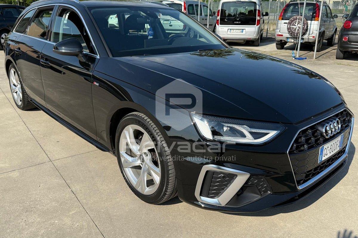 AUDI A4 Avant 30 TDI/136 CV S tronic