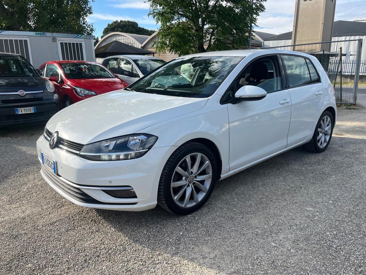 Volkswagen Golf 2.0 TDI DSG 5p. Highline BlueMotion Technology