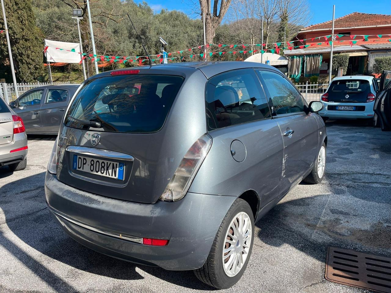 Lancia Ypsilon 1.2 Platino