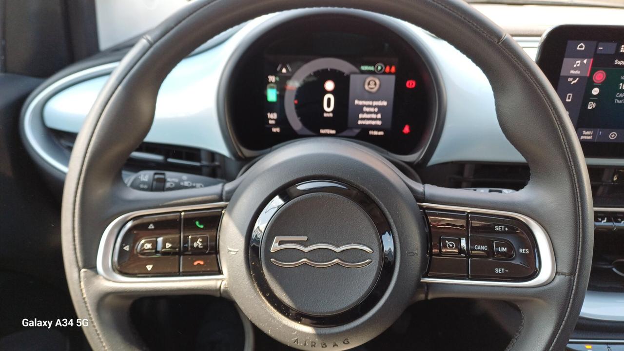 Fiat 500e Berlina 42 kWh Icon " elettrica "