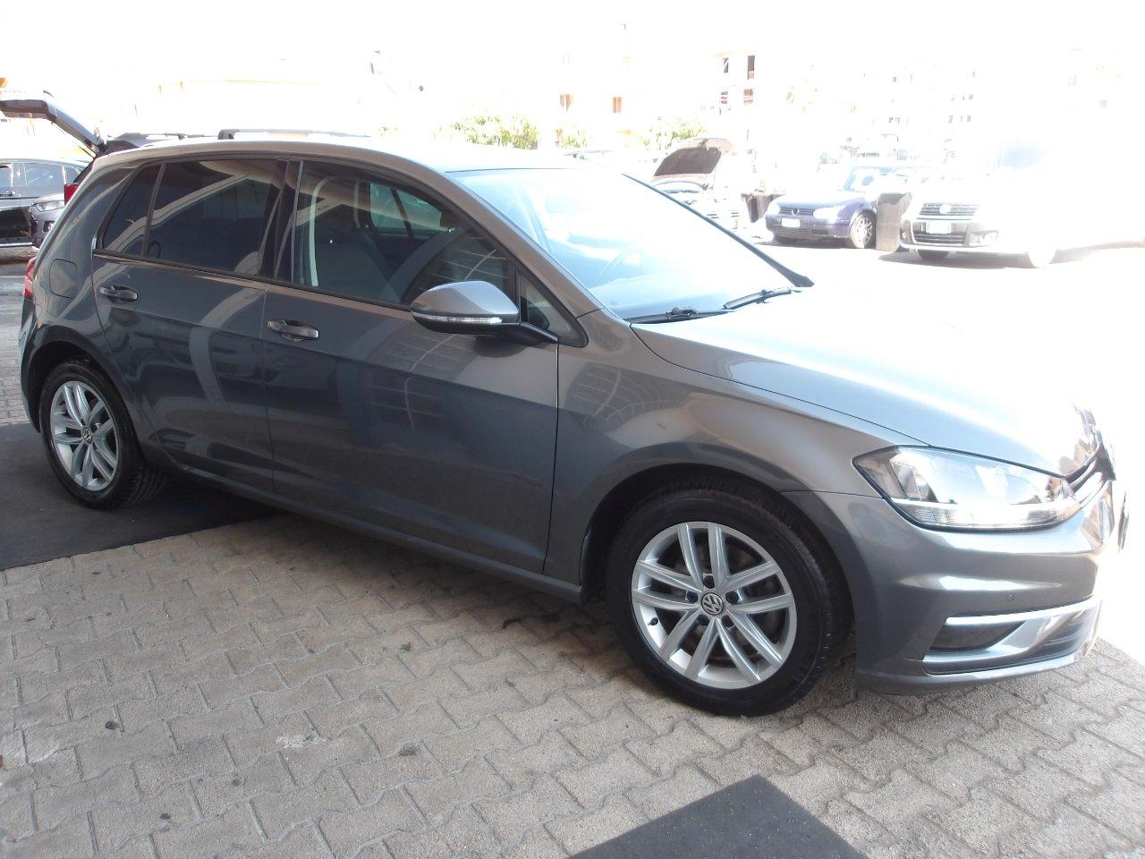 Volkswagen Golf 5 Porte Golf 5p 1.6 tdi 115cv dsg