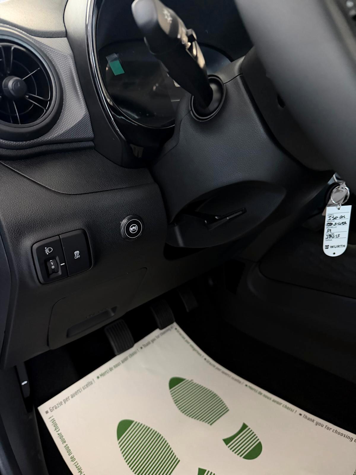 Hyundai i10 GPL Connectline