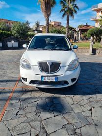 Lancia Ypsilon 1.4 Platino