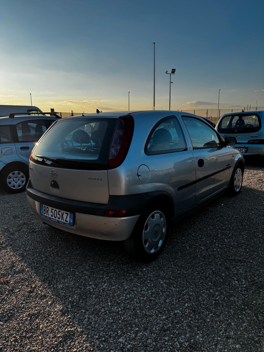 Opel Corsa 1.0i 12V cat 3 porte