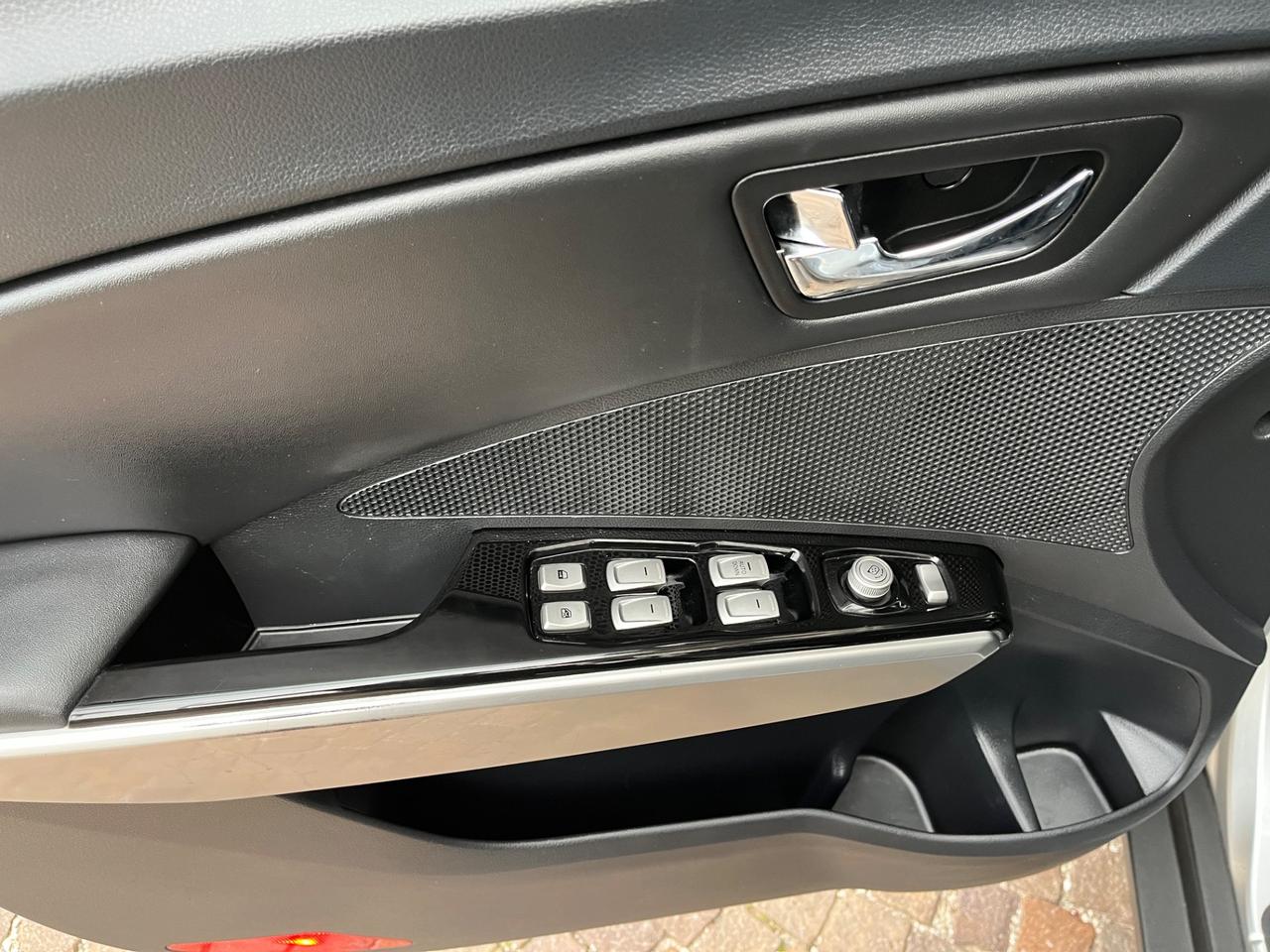 Ssangyong Tivoli 1.6d 2WD Go
