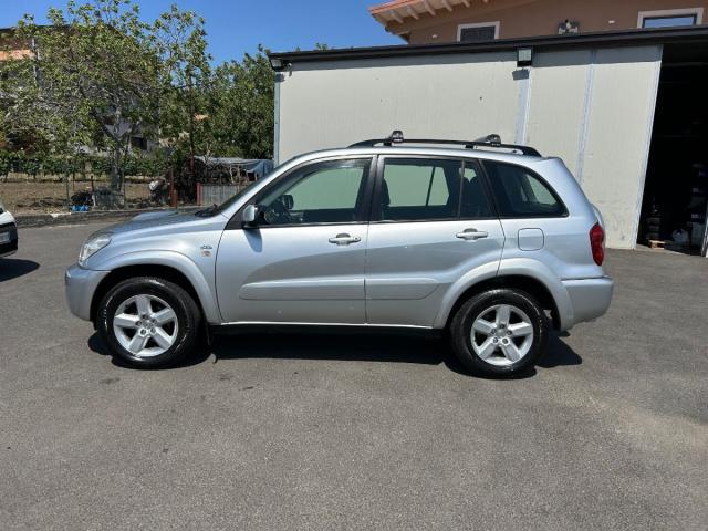 TOYOTA - RAV4 - 2.0 Tdi D-4D 5 porte Sol