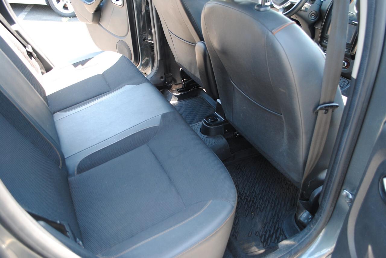 DACIA DUSTER 1.6 114 CV BENZ/GPL SERIE SPECIAL BRAVE