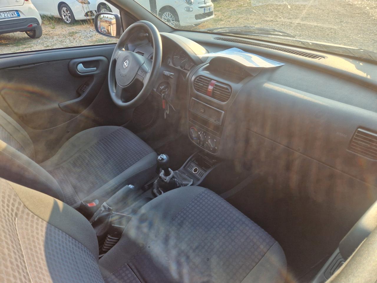 Opel Corsa 1.2i 16V cat 5 porte 'Njoy