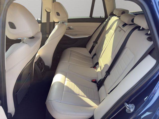 BMW 320 d Touring Luxury 190cv auto