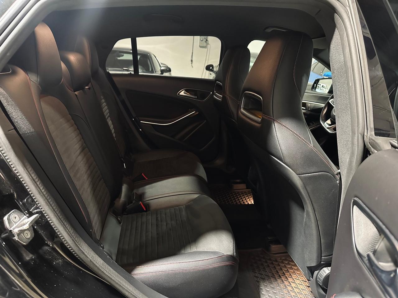 Mercedes-benz CLA 200 Premium AMG SEDILI RISC-PORTELLONE ELETTRICO